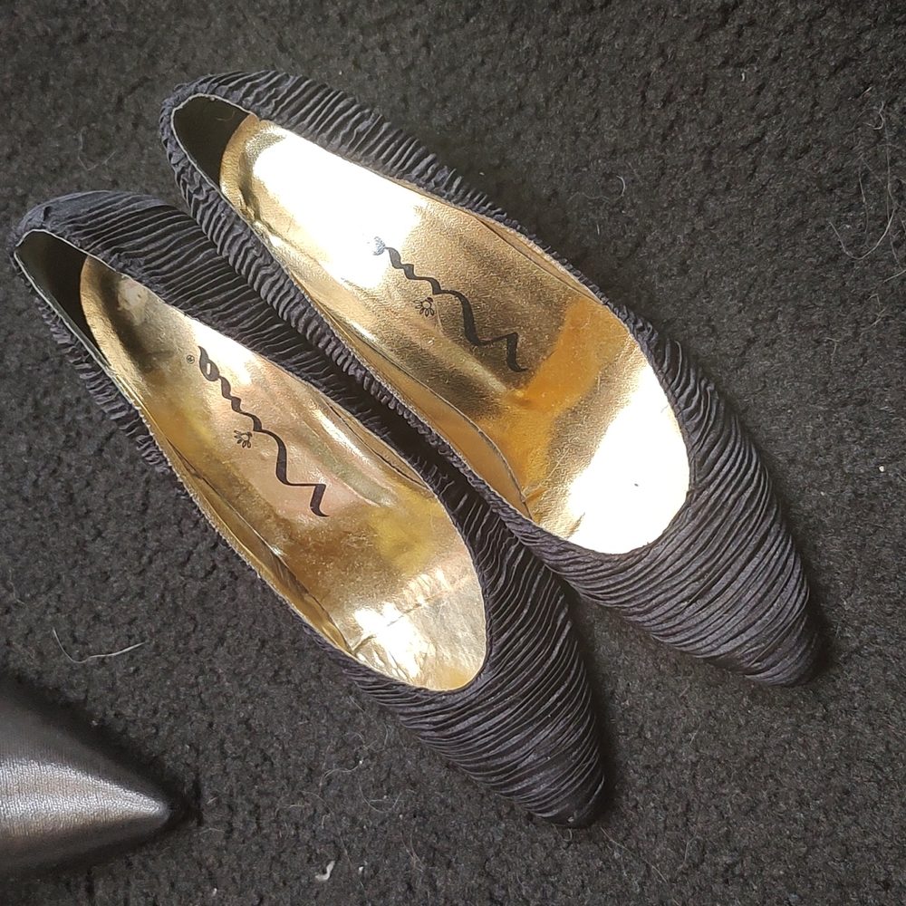 Nina Heels - image 1